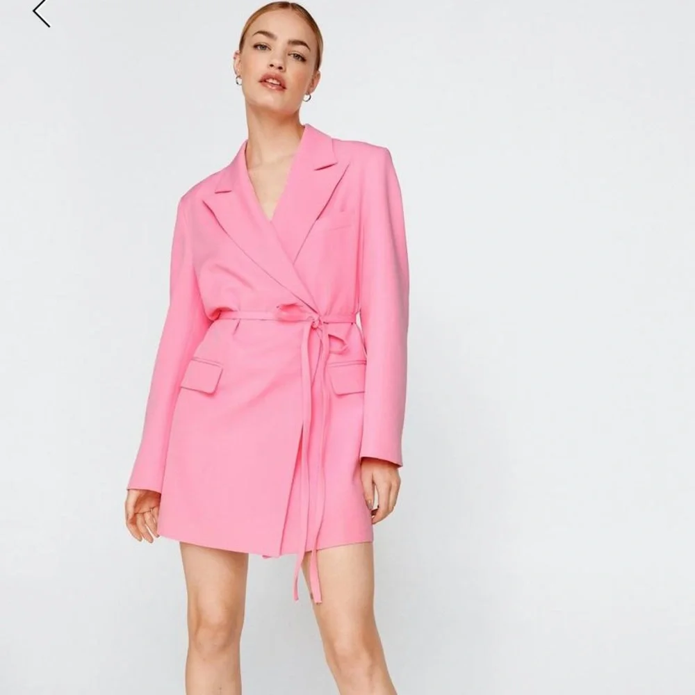 Tie Waist Tailored Blazer Dress - Picture 2 of 8